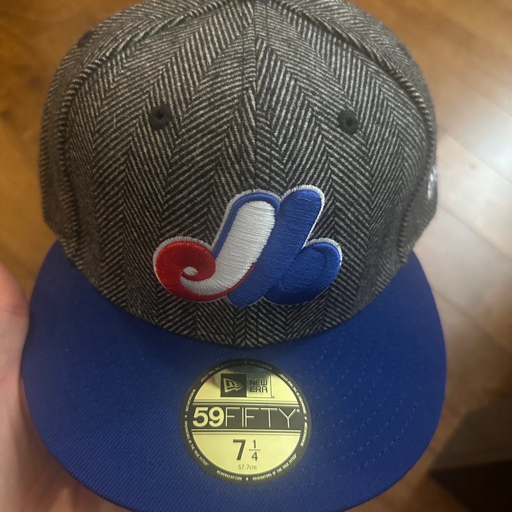 Montreal Expos Herringbone fitted cap.
